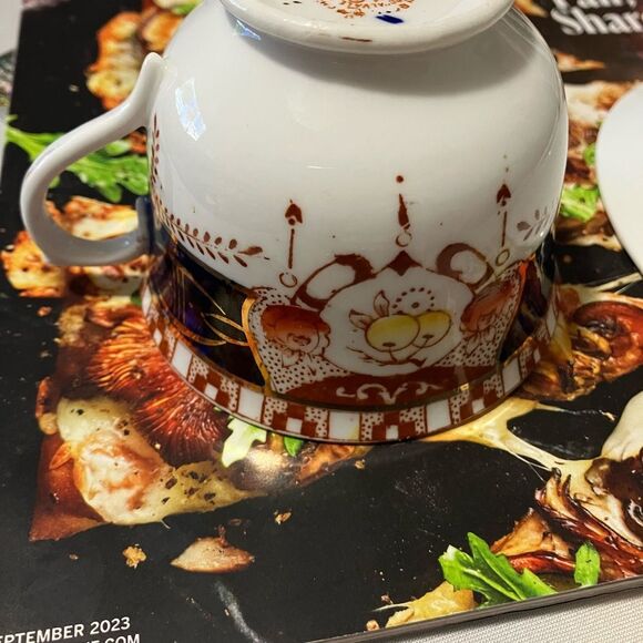 Antique Royal Vale Colclough Imari Cup and Saucer, made in Longton, England. - Picture 10 of 16